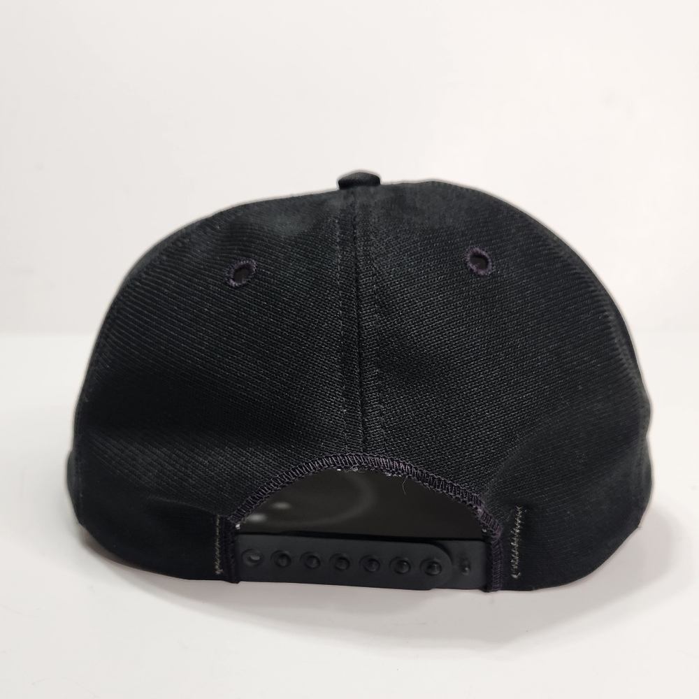 Vintage New Era Hat Saints Script Gold, SnapBack Cap Black, Green Under Brim - Picture 7 of 9